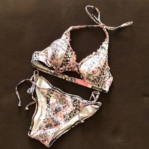 NWOT Victoria’s Secret bikini 👙